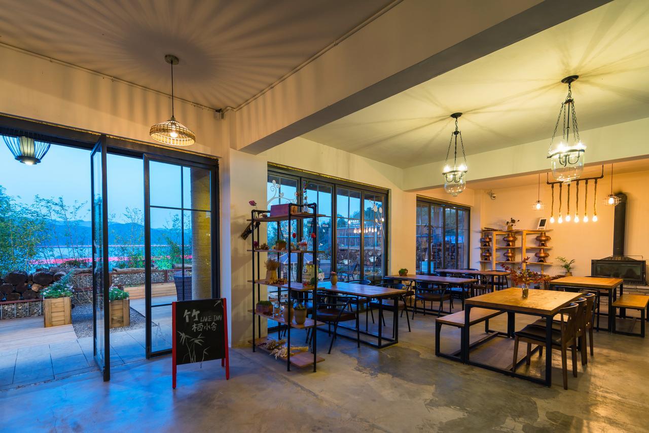 Ninglang Bamboo Cultural Lake Inn מראה חיצוני תמונה
