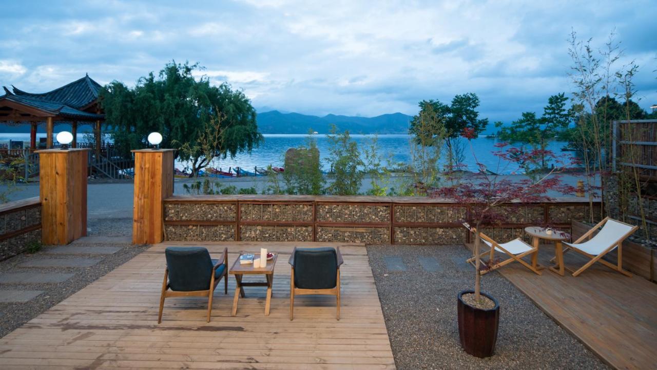 Ninglang Bamboo Cultural Lake Inn מראה חיצוני תמונה