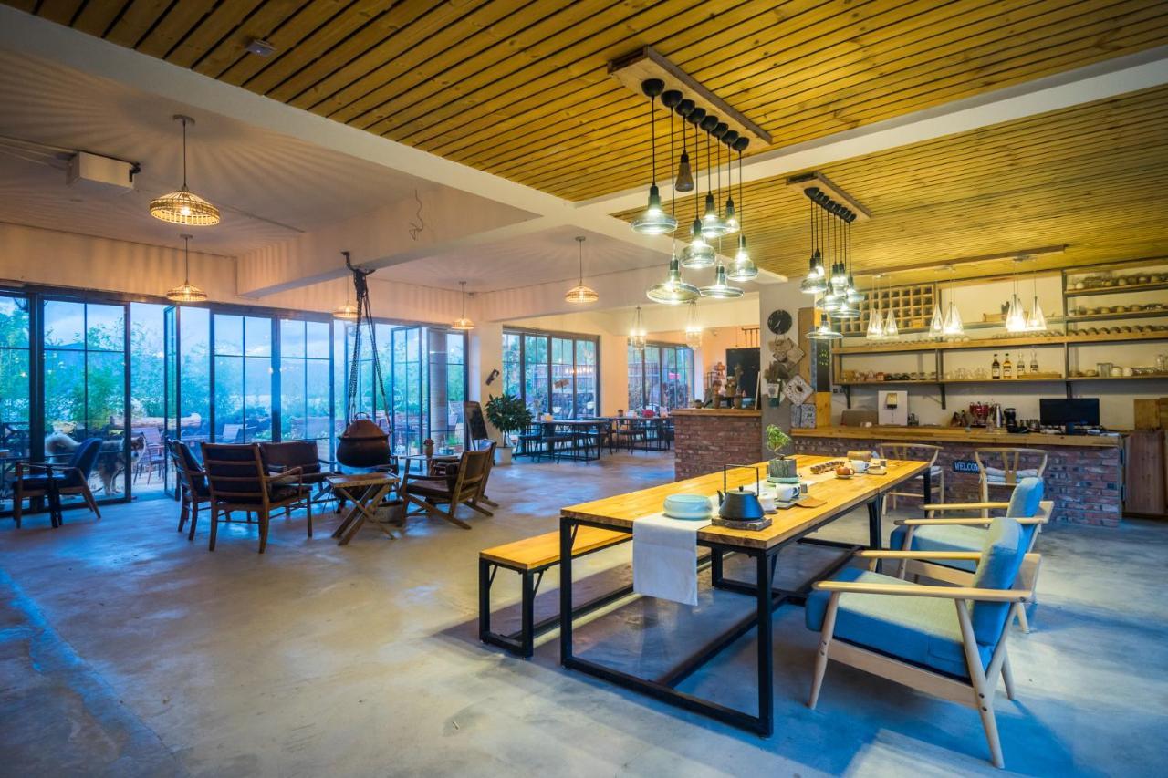 Ninglang Bamboo Cultural Lake Inn מראה חיצוני תמונה